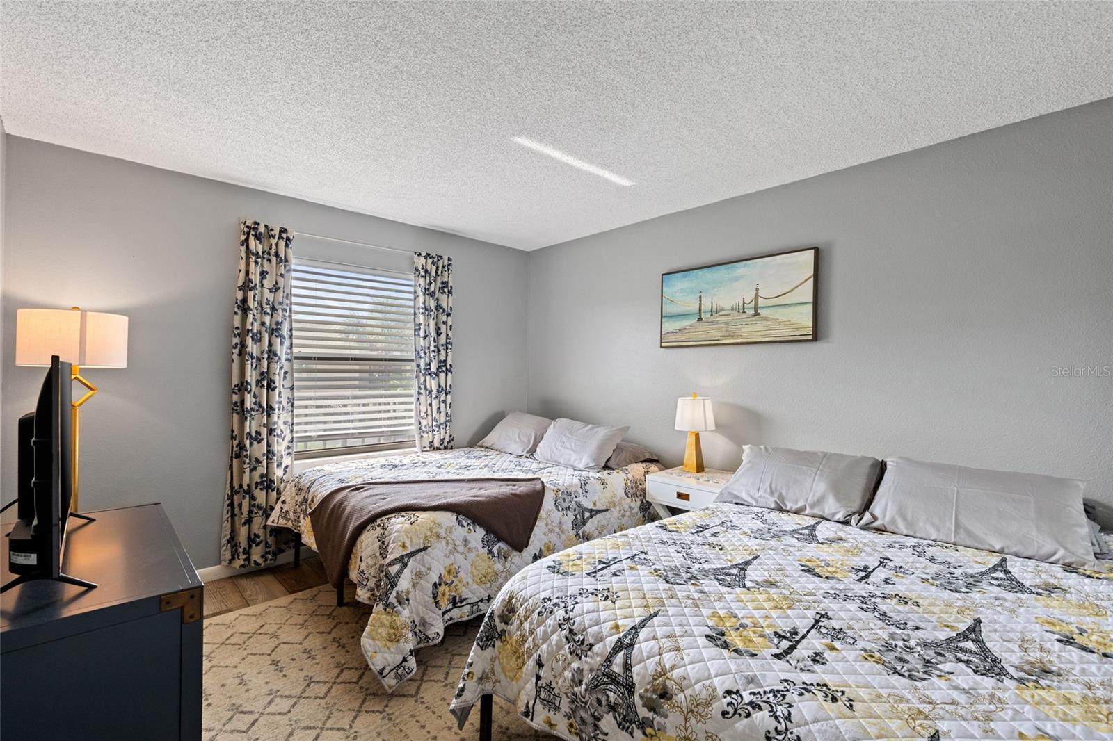 Image 23 of 40 For 14459 River Beach Drive 112