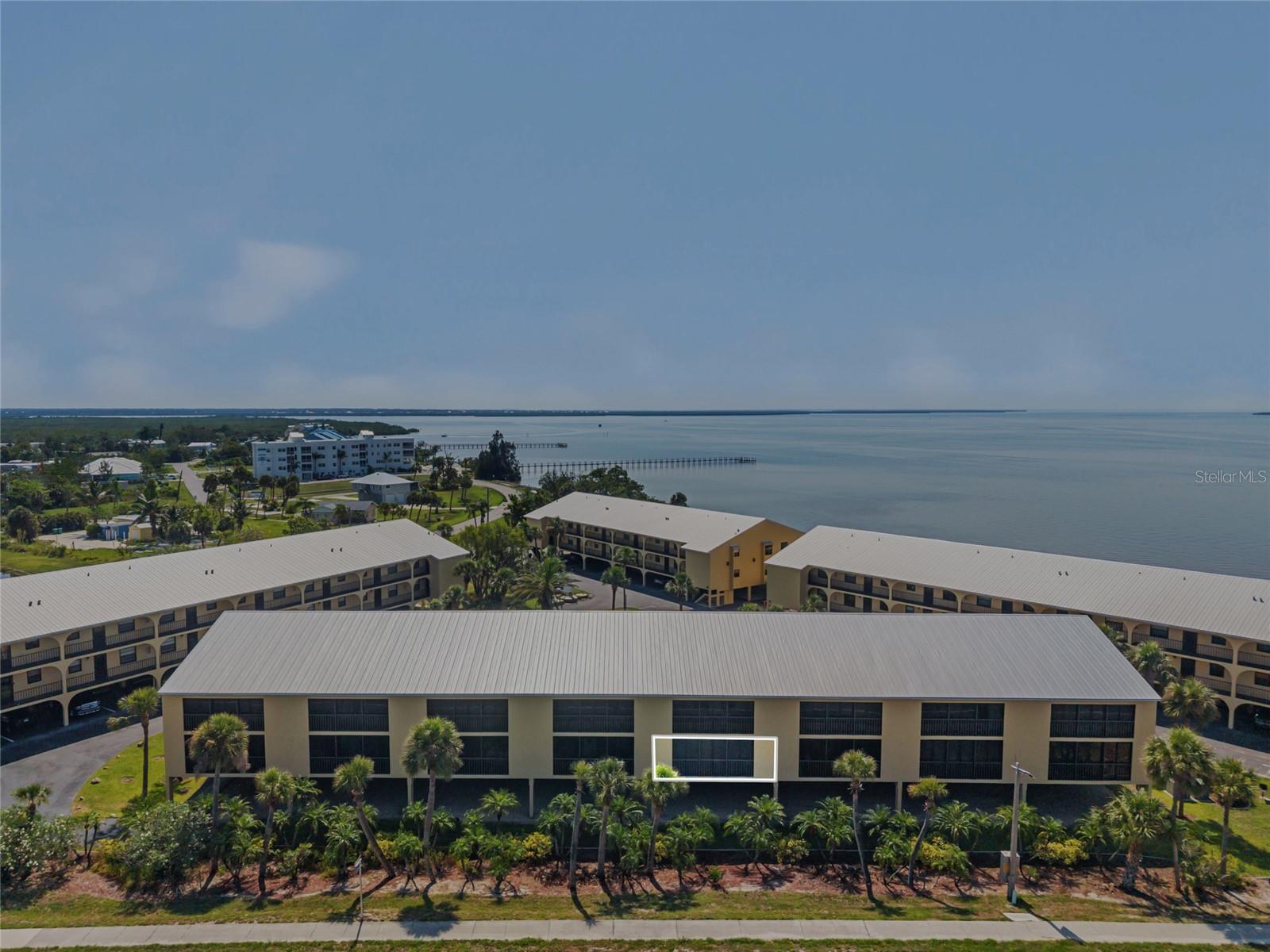 Image 6 of 40 For 14459 River Beach Drive 112
