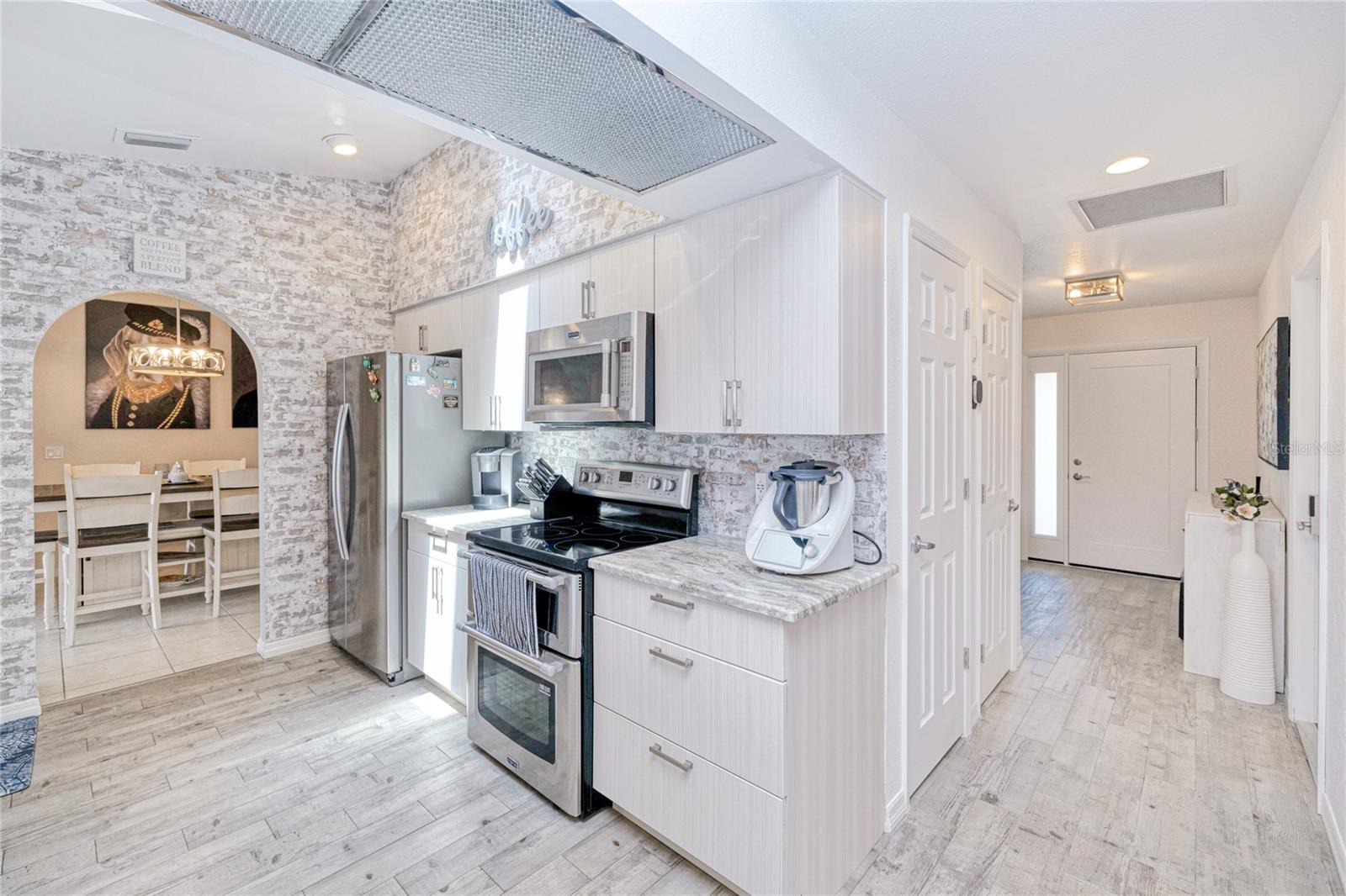 Image 10 of 56 For 25379 Paladin Lane