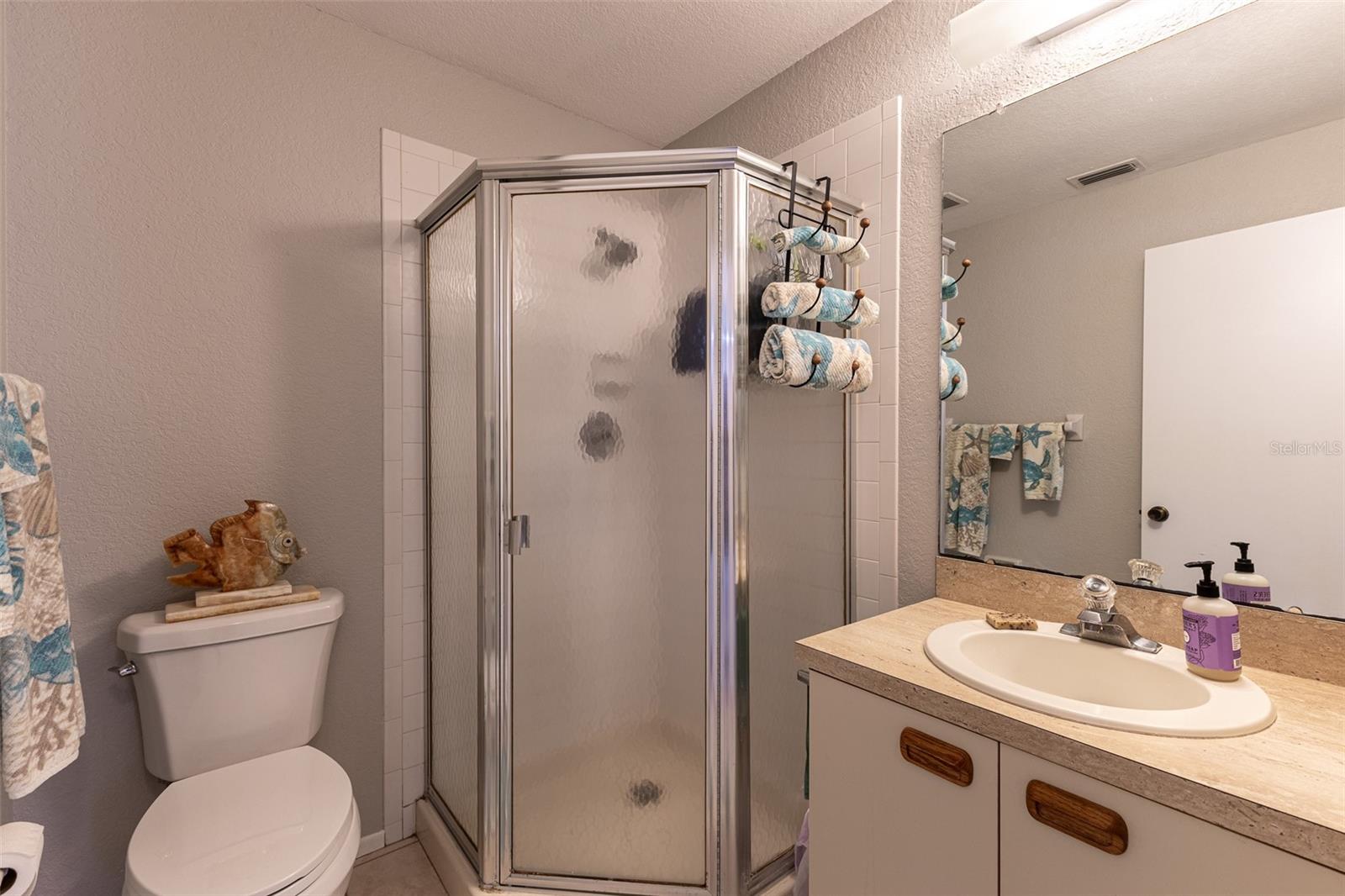 Image 18 of 36 For 25100 Sandhill Boulevard I-204