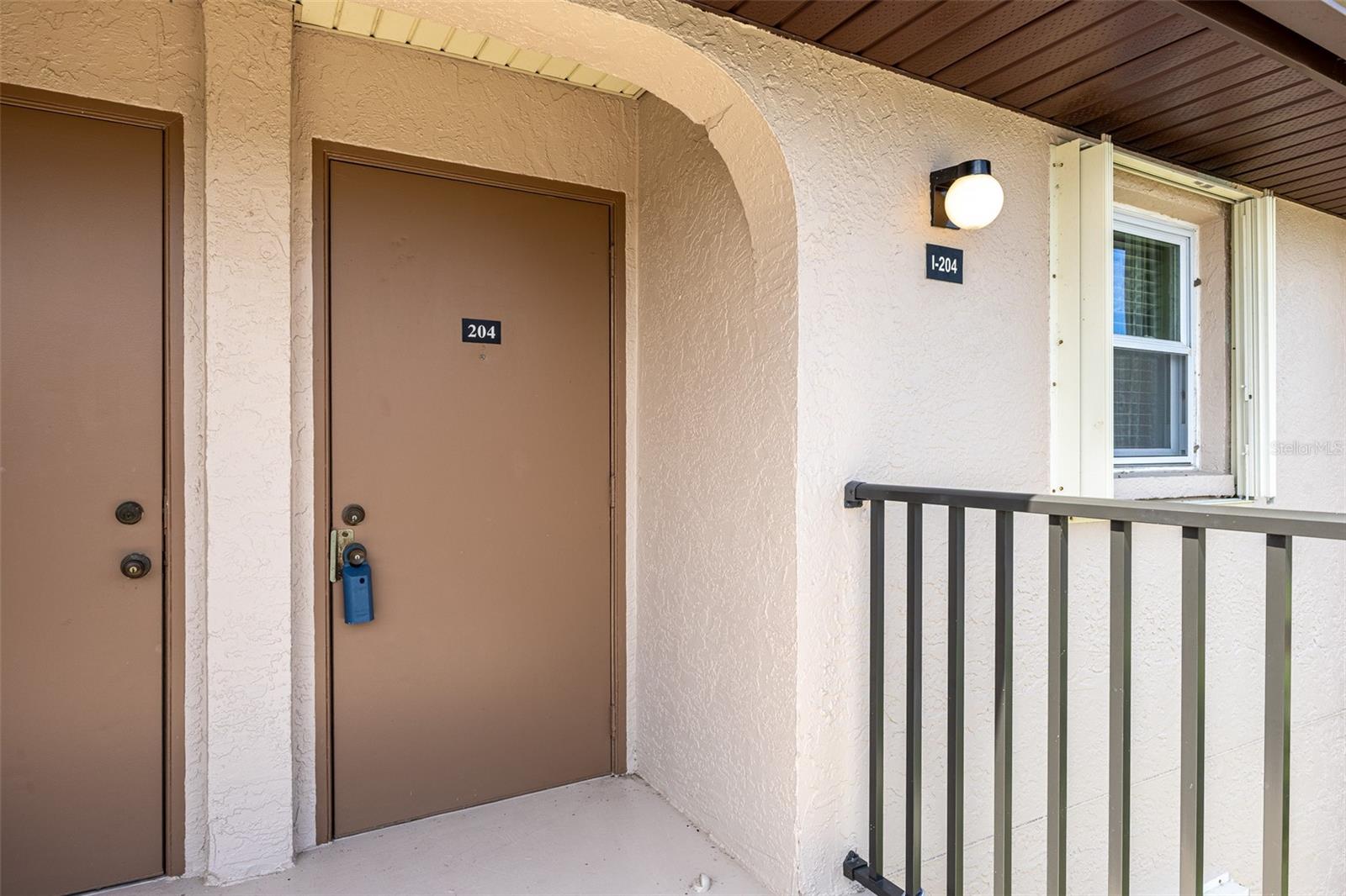 Image 5 of 36 For 25100 Sandhill Boulevard I-204