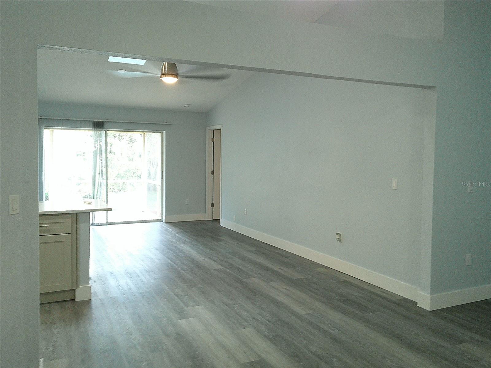 Image 3 of 14 For 534 Beal Street