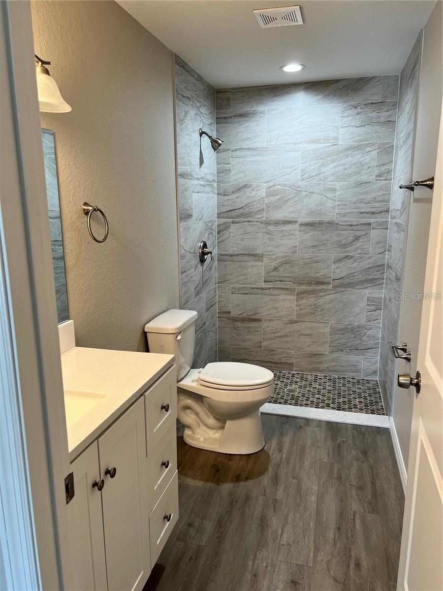Image 12 of 21 For 8306 Easy Street