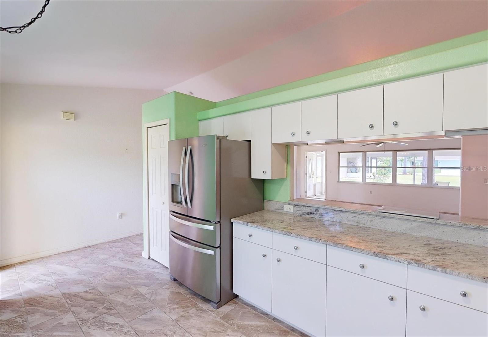 Image 13 of 38 For 1351 Washington Drive