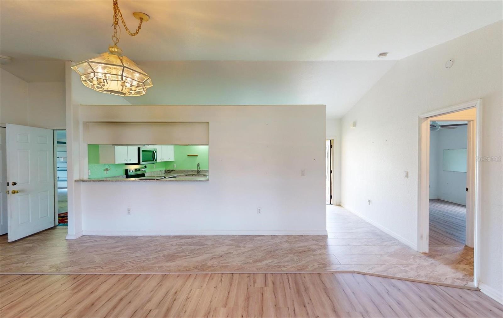 Image 3 of 38 For 1351 Washington Drive