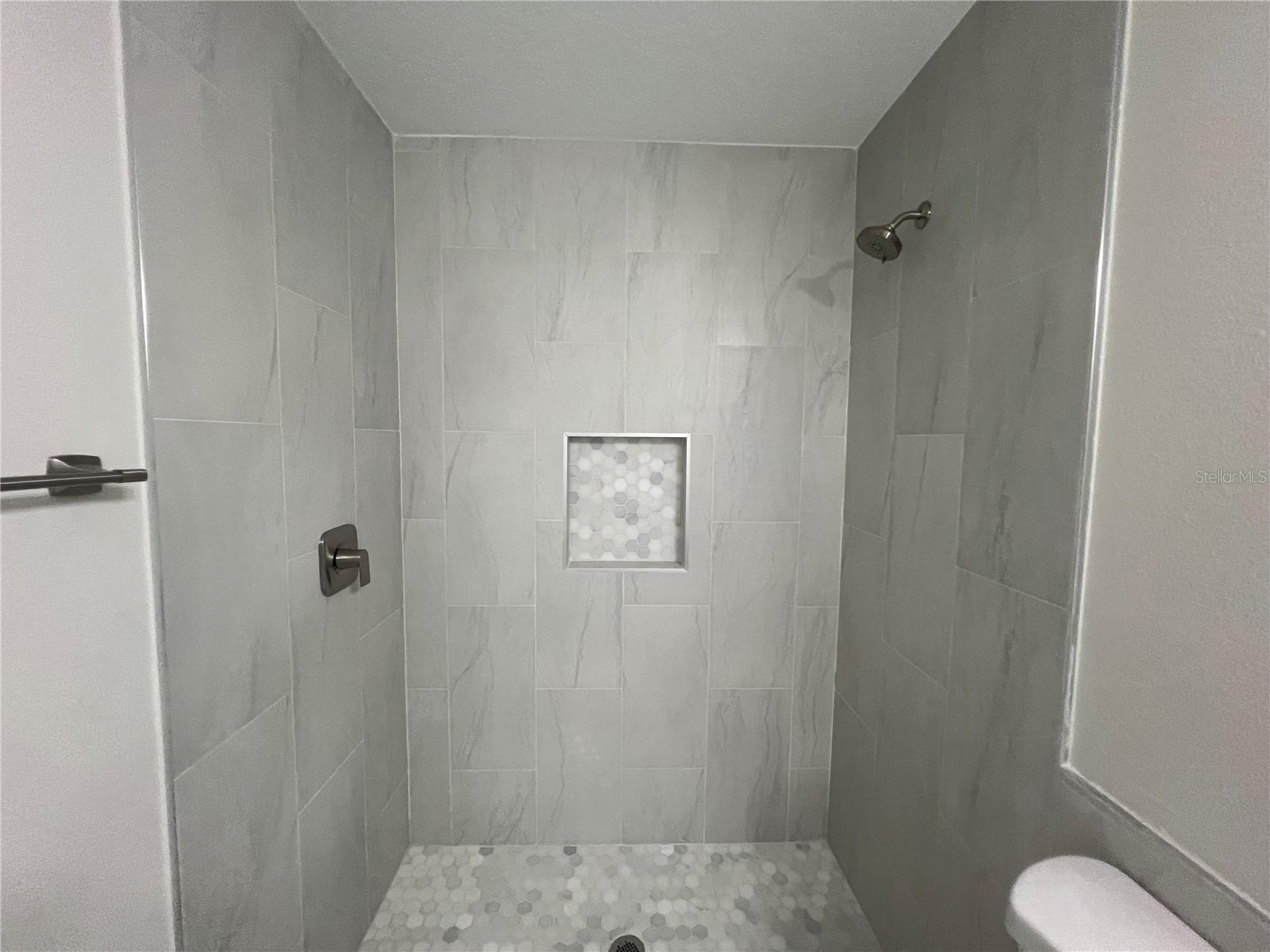Image 19 of 22 For 12038 Tetzel Avenue
