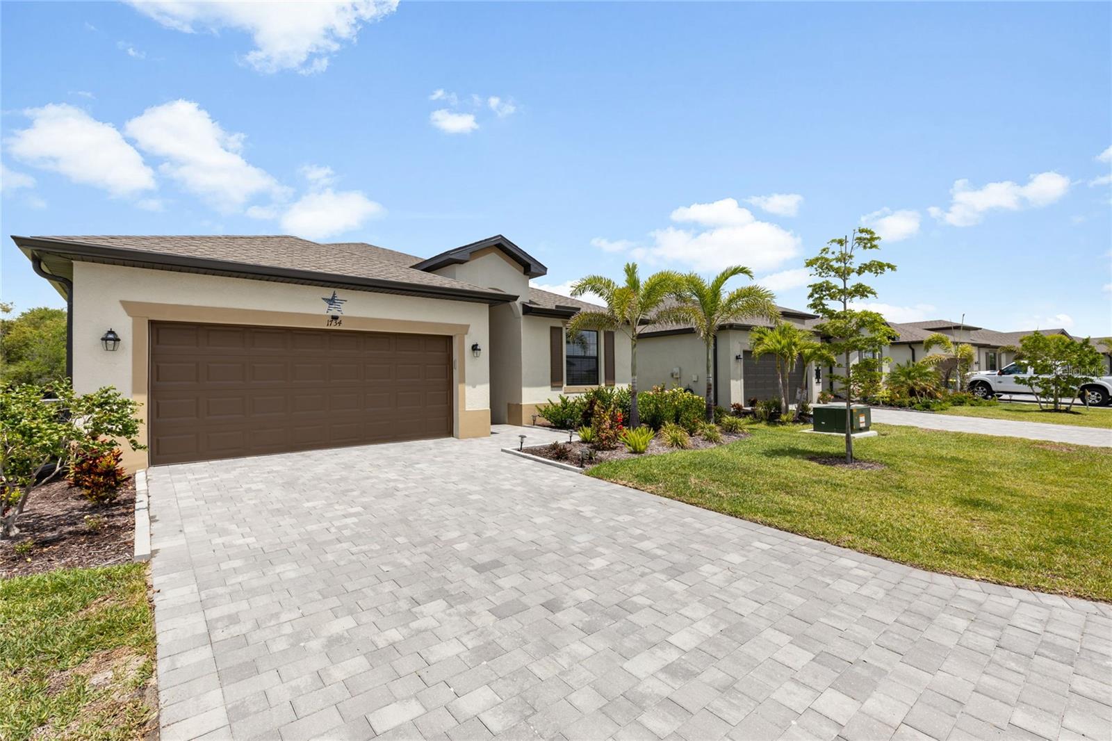 Image 2 of 35 For 1734 Saddlewood Circle