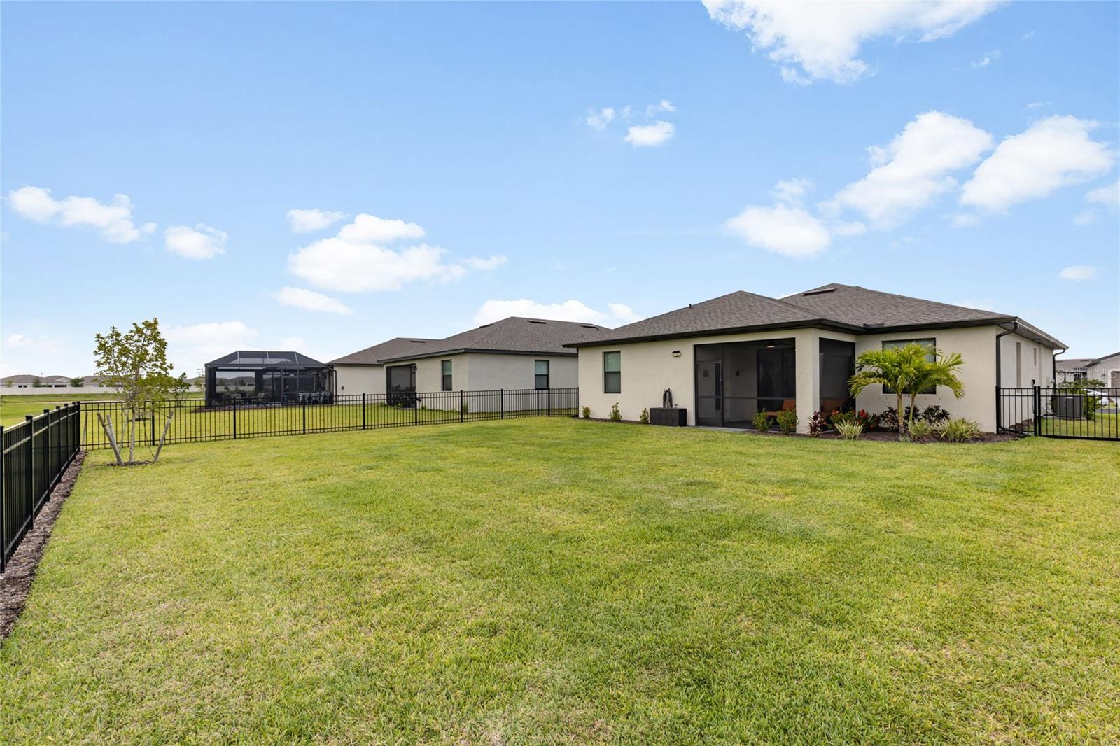 Image 32 of 35 For 1734 Saddlewood Circle