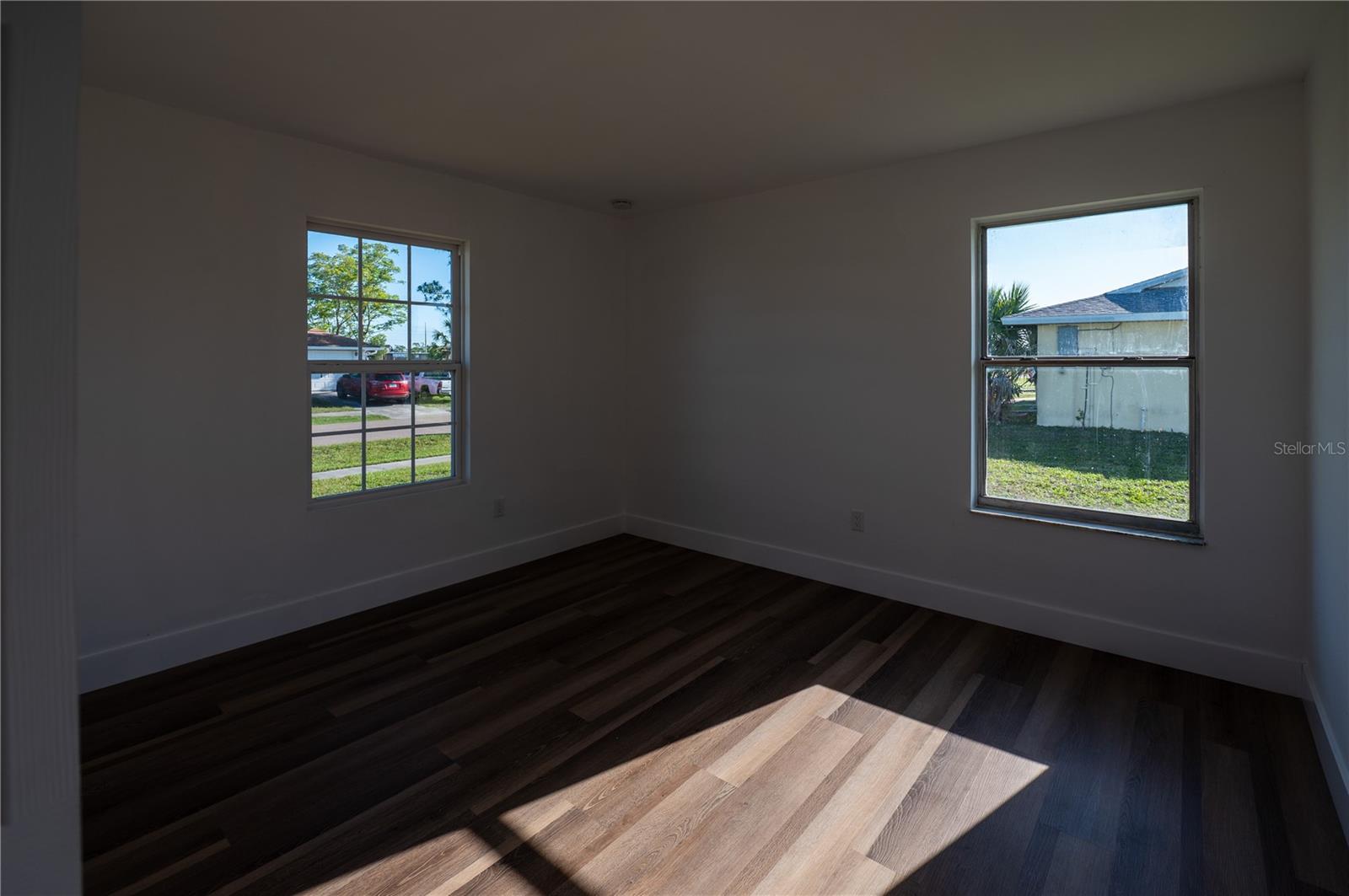 Image 30 of 75 For 2271 Alton Road