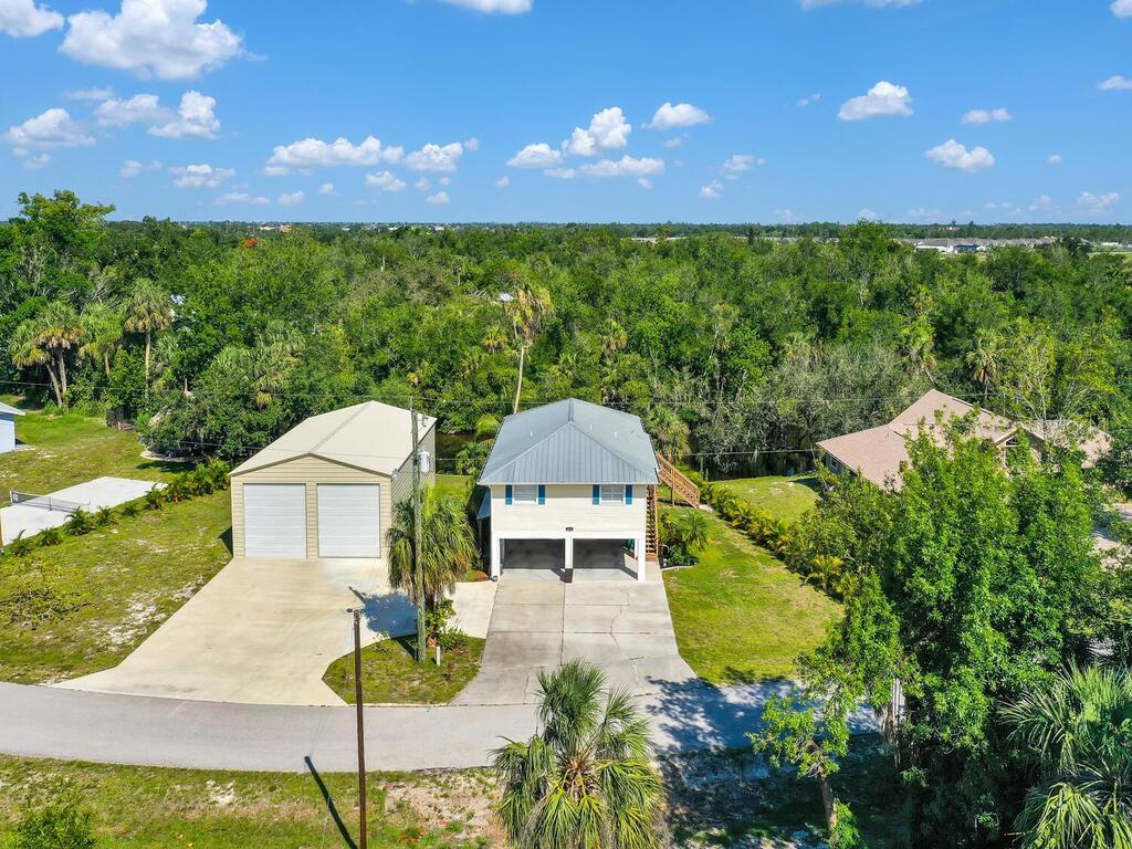 Image 38 of 43 For 3616 Allapatchee Drive