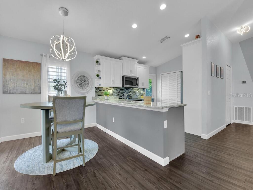 Image 6 of 43 For 3616 Allapatchee Drive