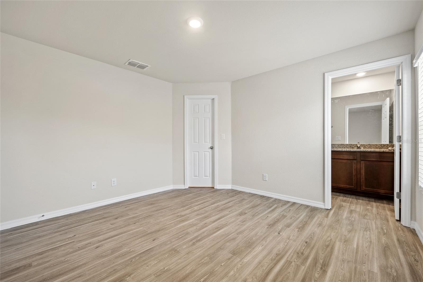 Image 12 of 44 For 27237 Partin Drive