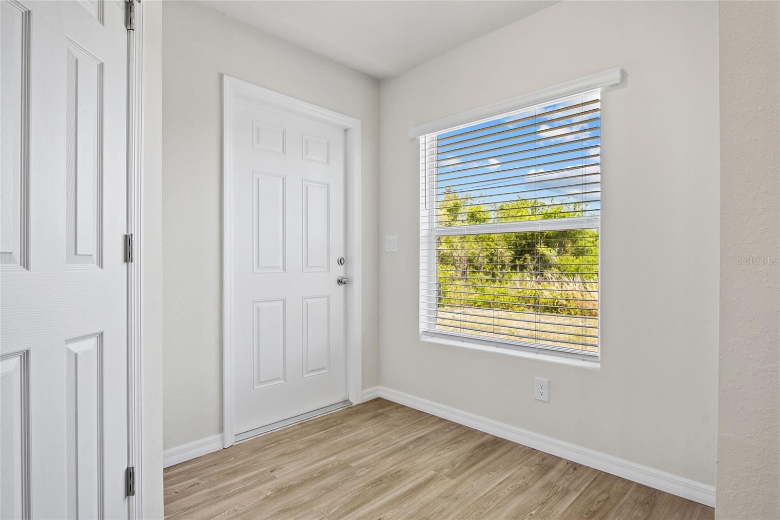 Image 25 of 44 For 27237 Partin Drive