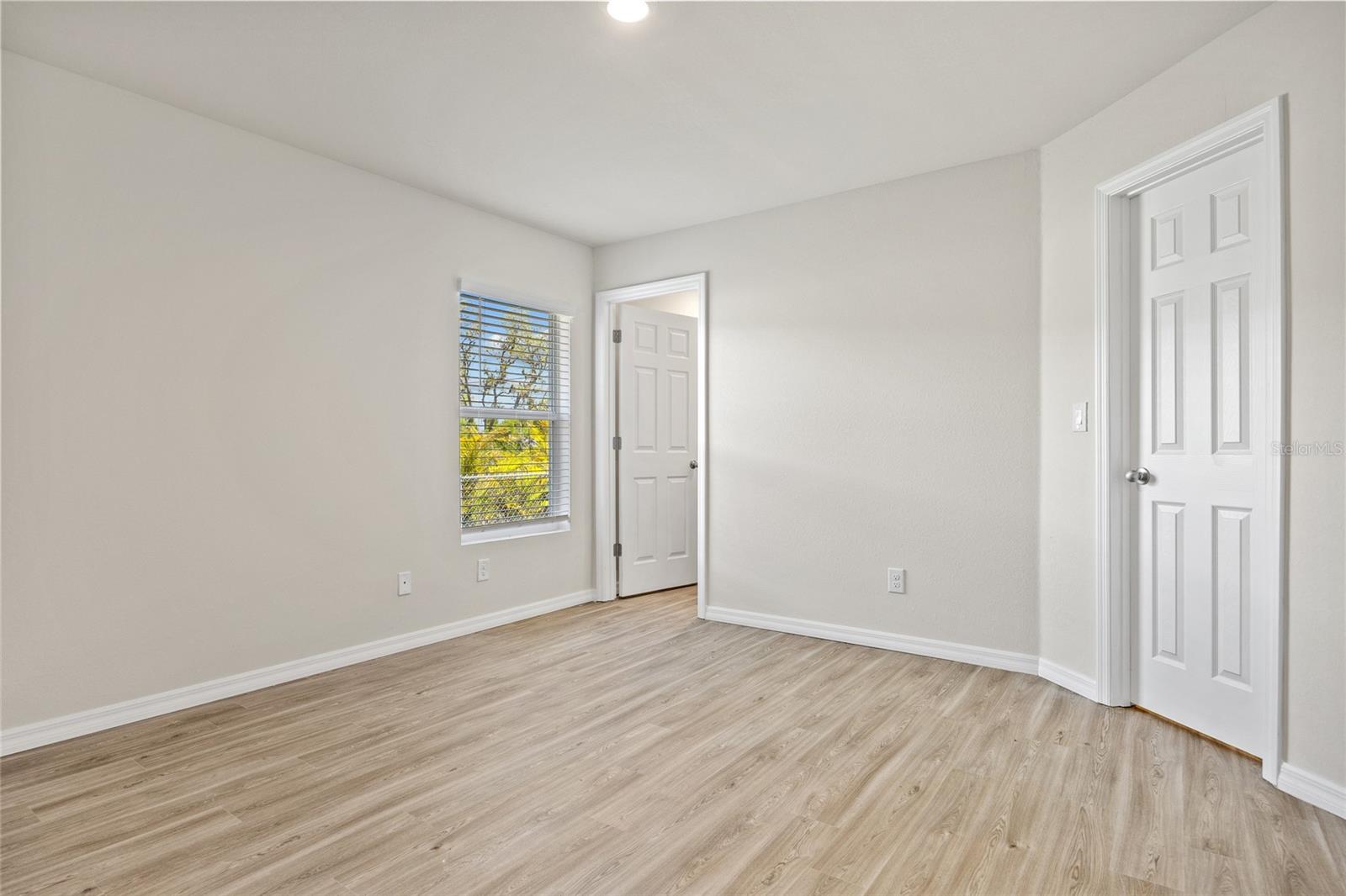 Image 26 of 44 For 27237 Partin Drive