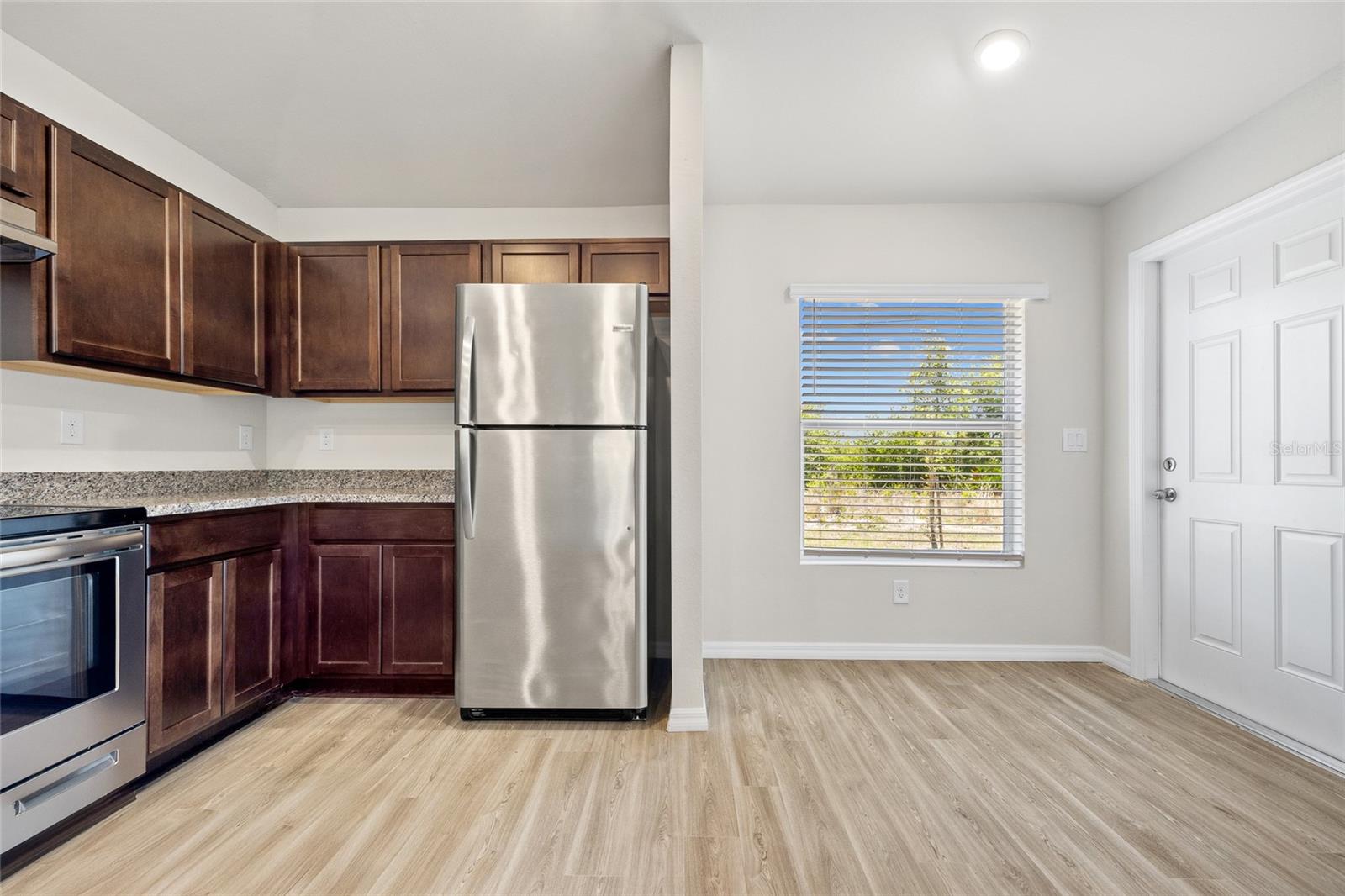 Image 9 of 44 For 27237 Partin Drive