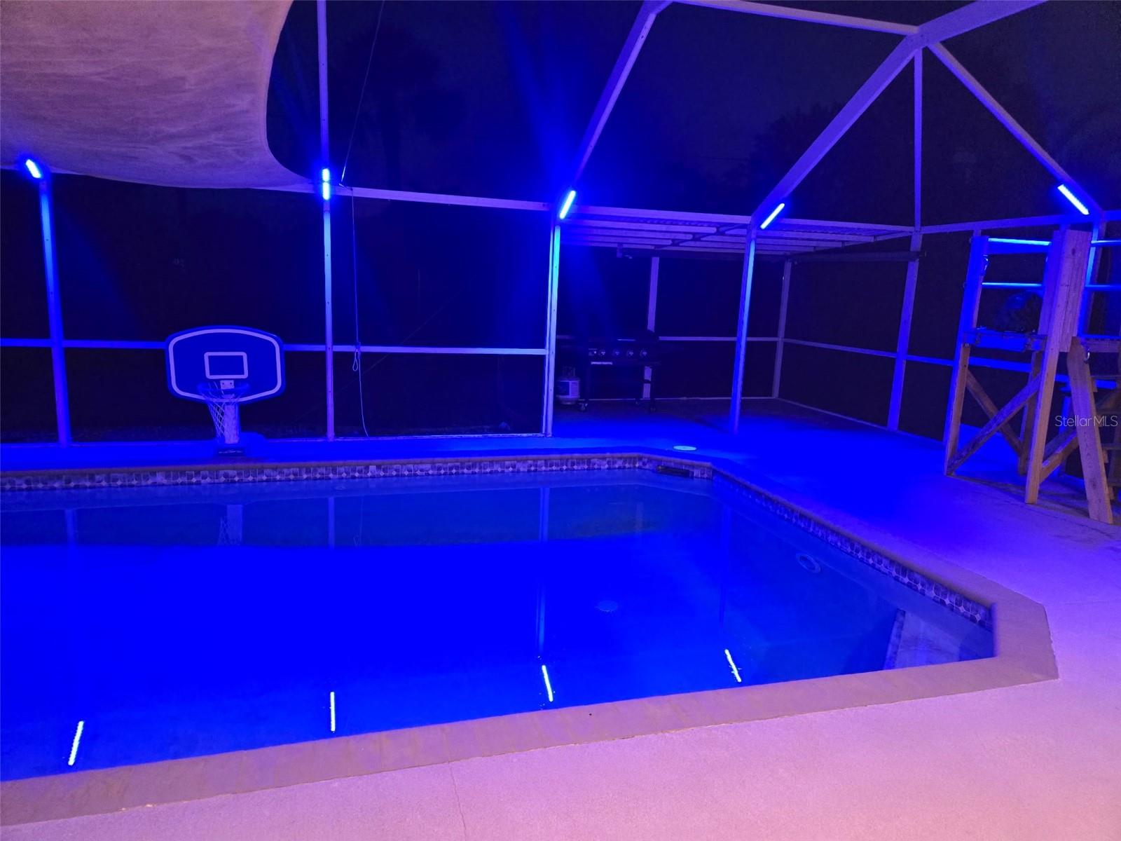 Image 39 of 47 For 4089 Yucatan Circle