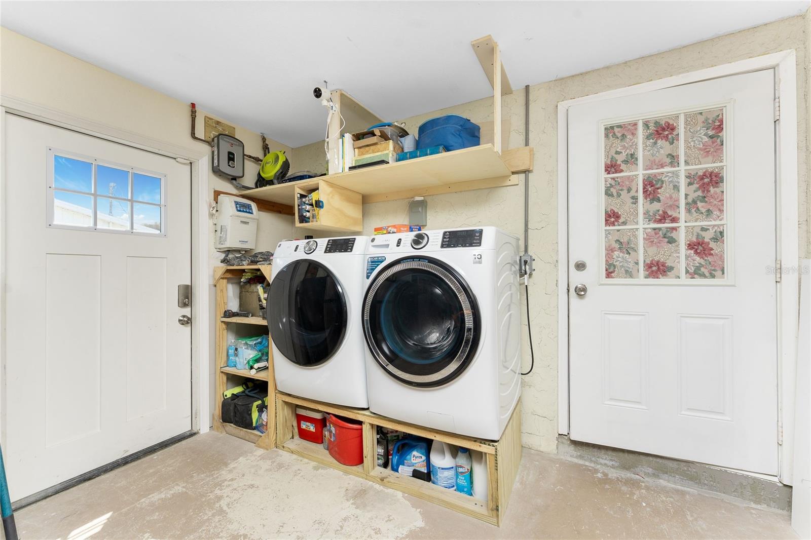 Image 40 of 47 For 4089 Yucatan Circle