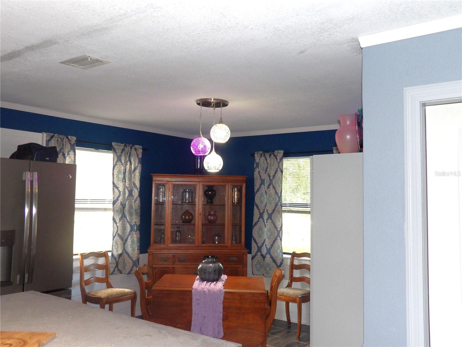 Image 31 of 41 For 6421 Grove Boulevard