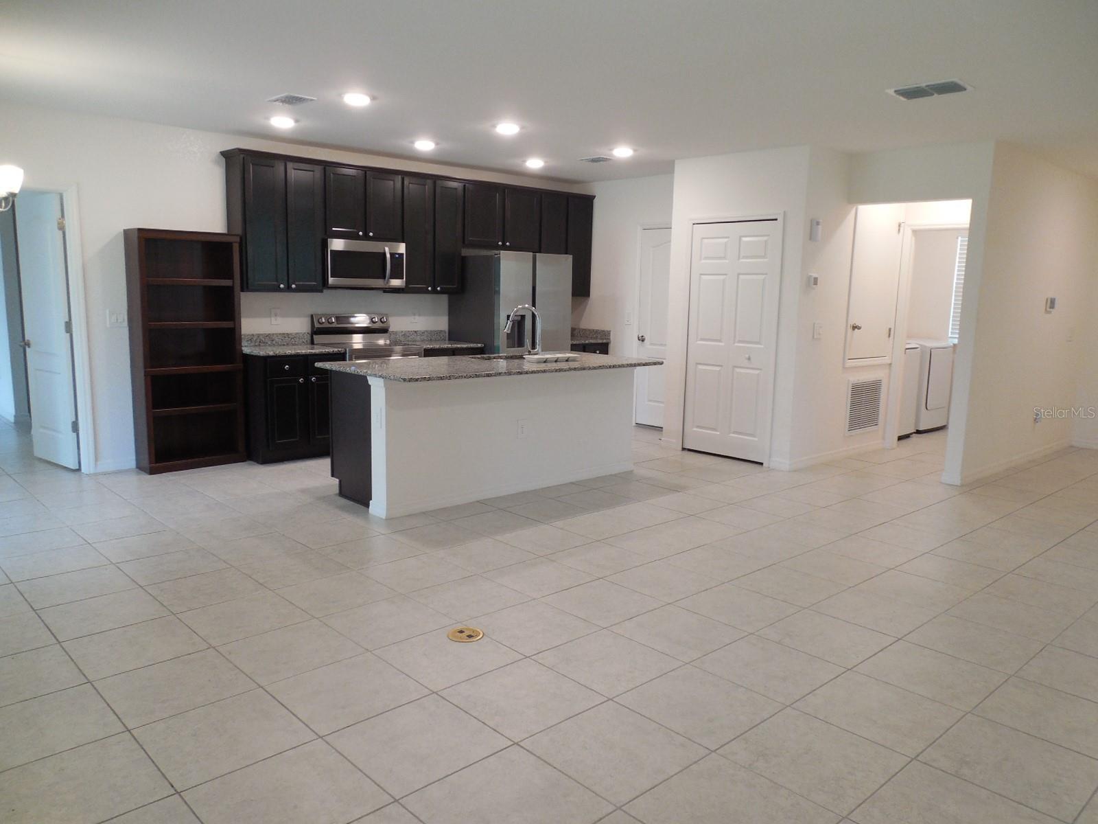 Image 5 of 25 For 4830 Cazes Avenue