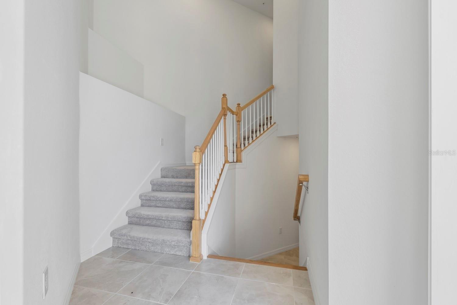 Image 27 of 41 For 15182 Bluffton Lane 1622
