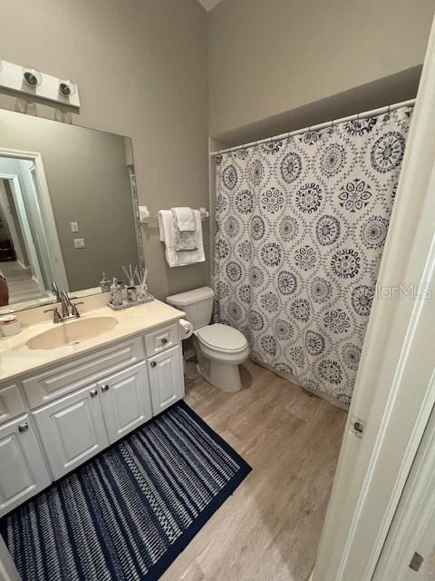 Image 16 of 32 For 12454 Kingsway Circle 202