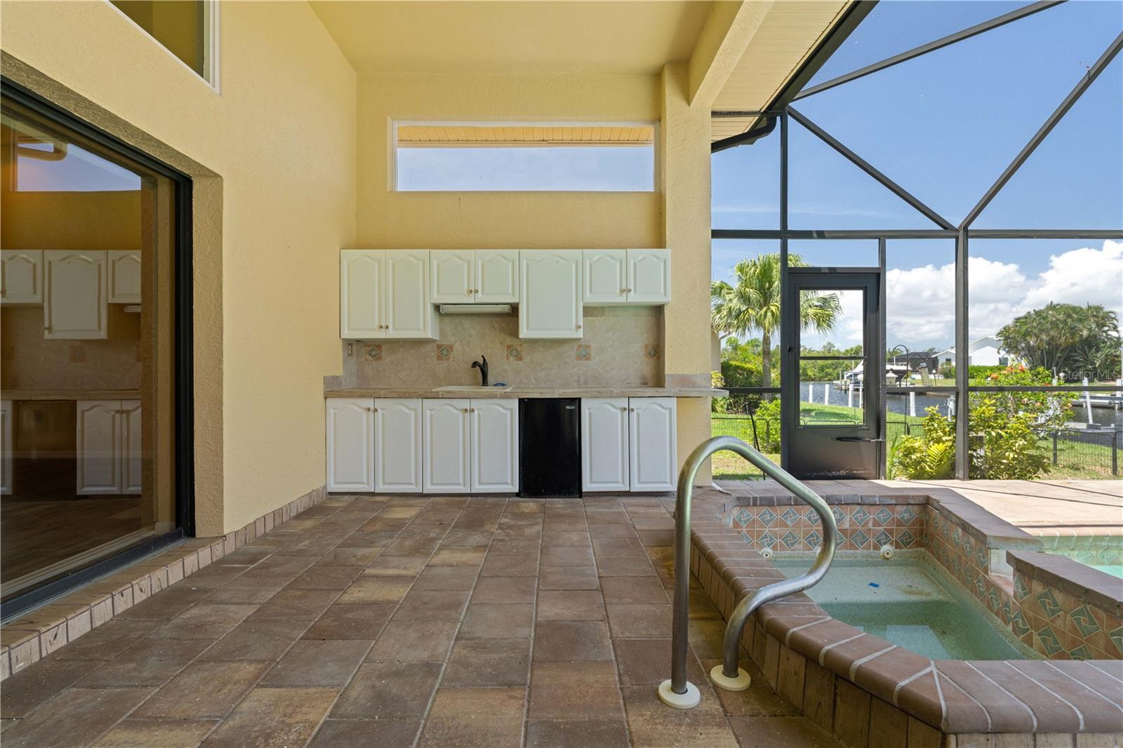 Image 52 of 65 For 5023 Key Largo Drive