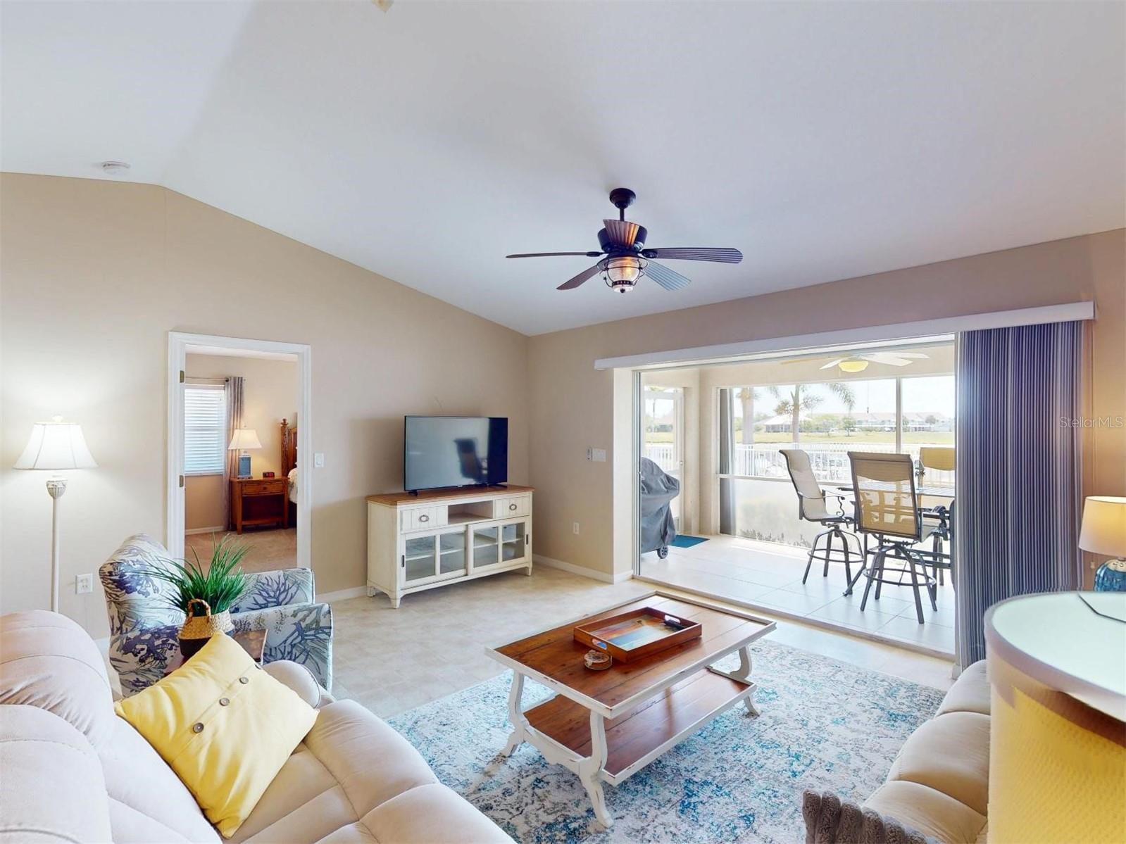 Image 11 of 62 For 26333 Nadir Road 111