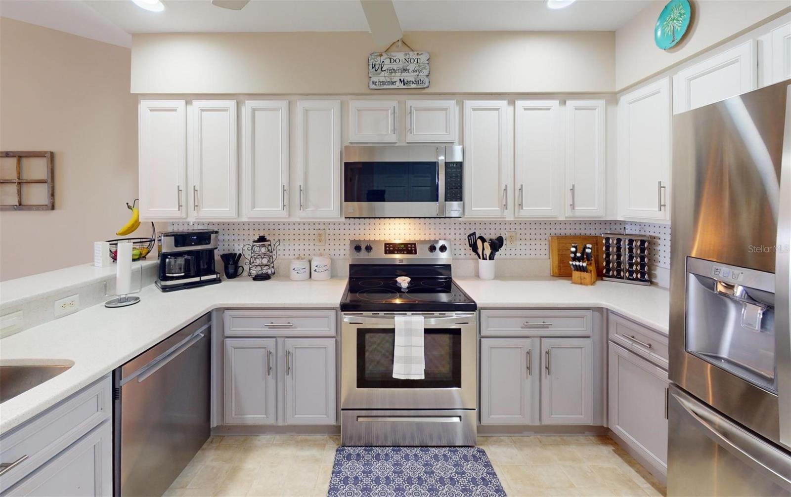 Image 15 of 62 For 26333 Nadir Road 111