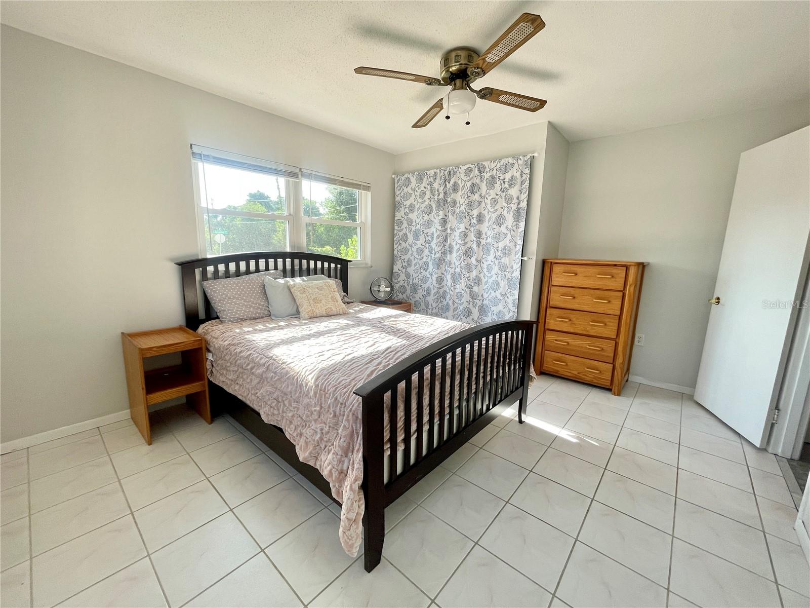 Image 12 of 21 For 3122 Scranton Street