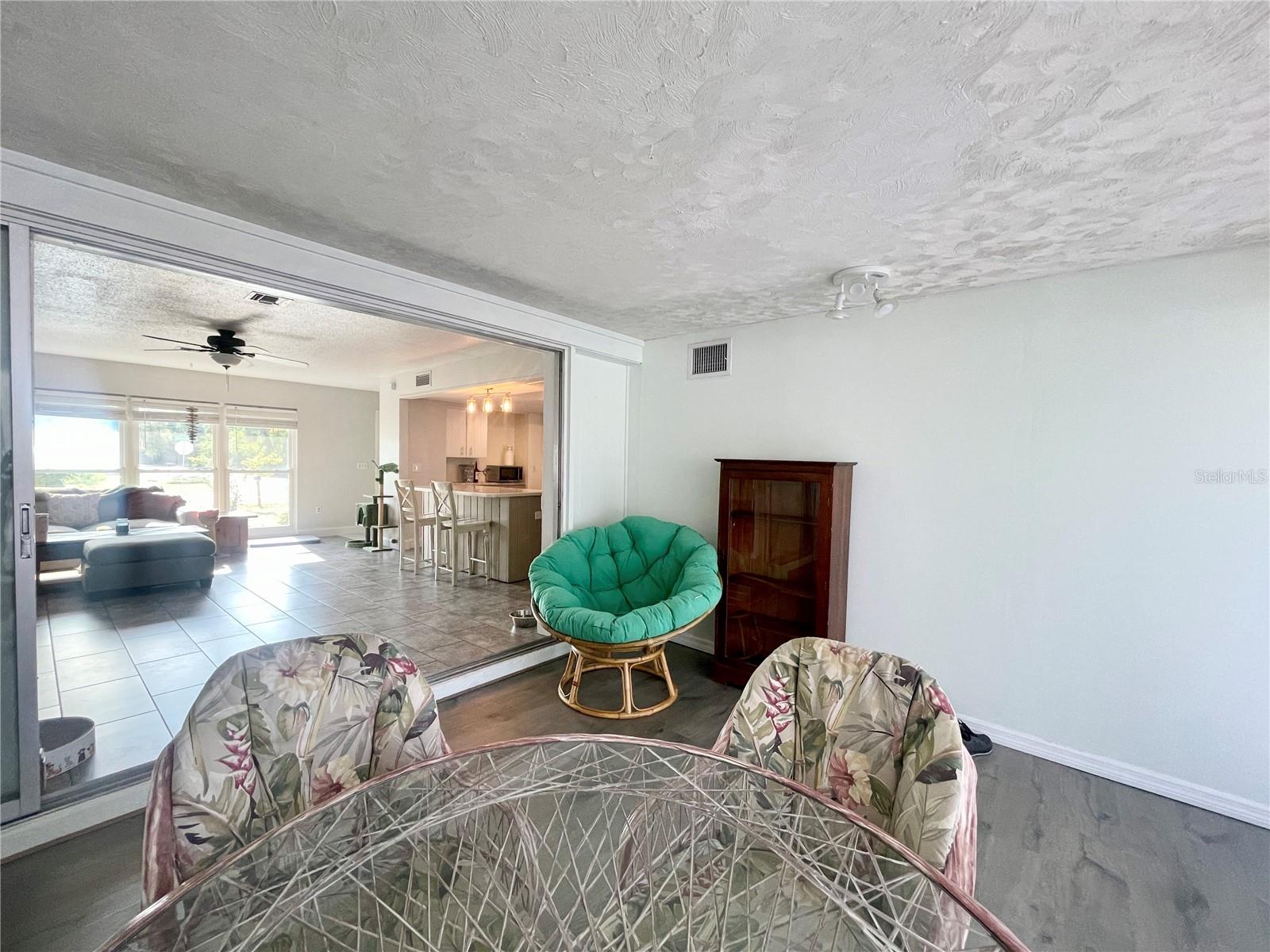 Image 16 of 21 For 3122 Scranton Street