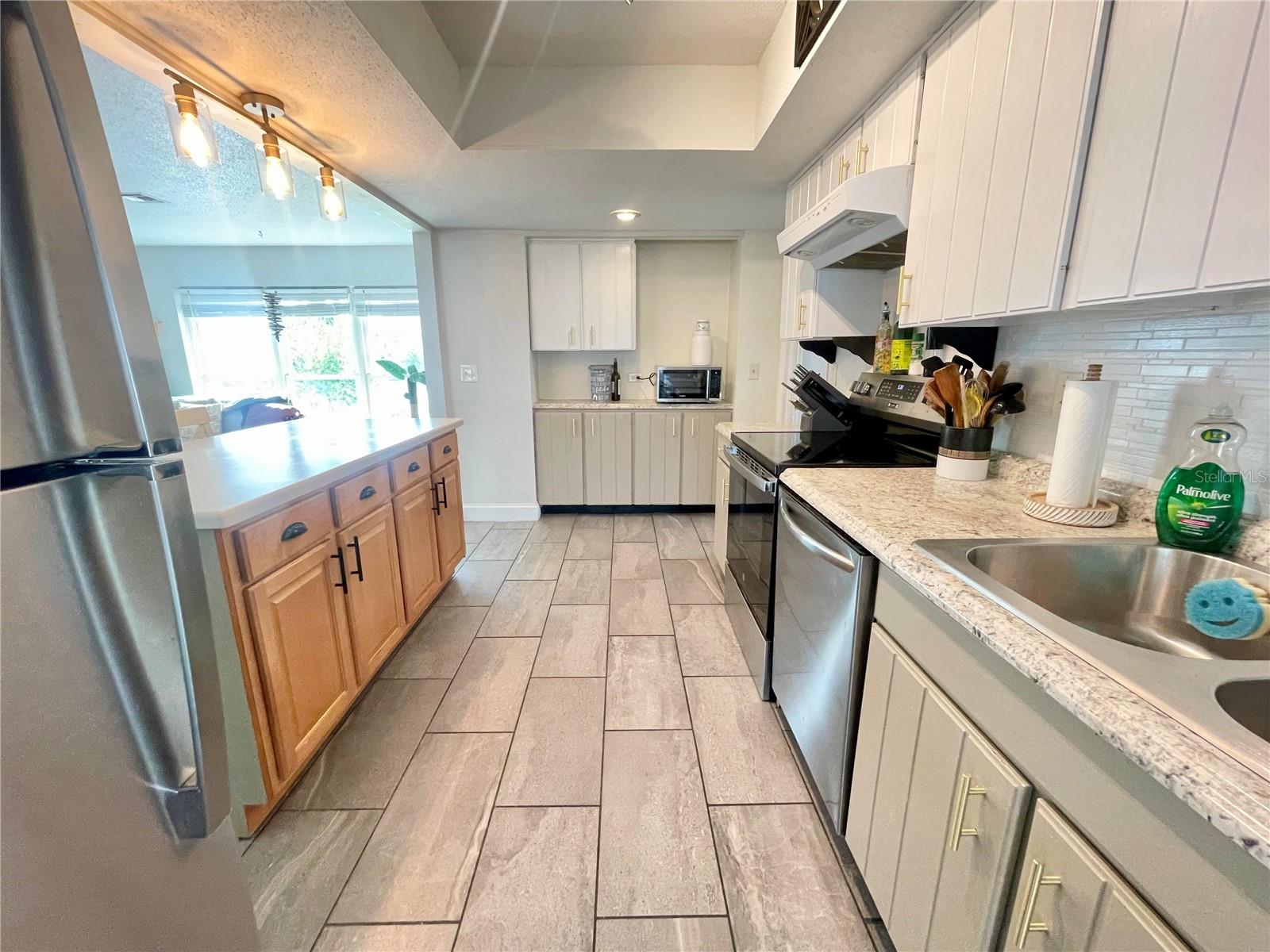 Image 20 of 21 For 3122 Scranton Street