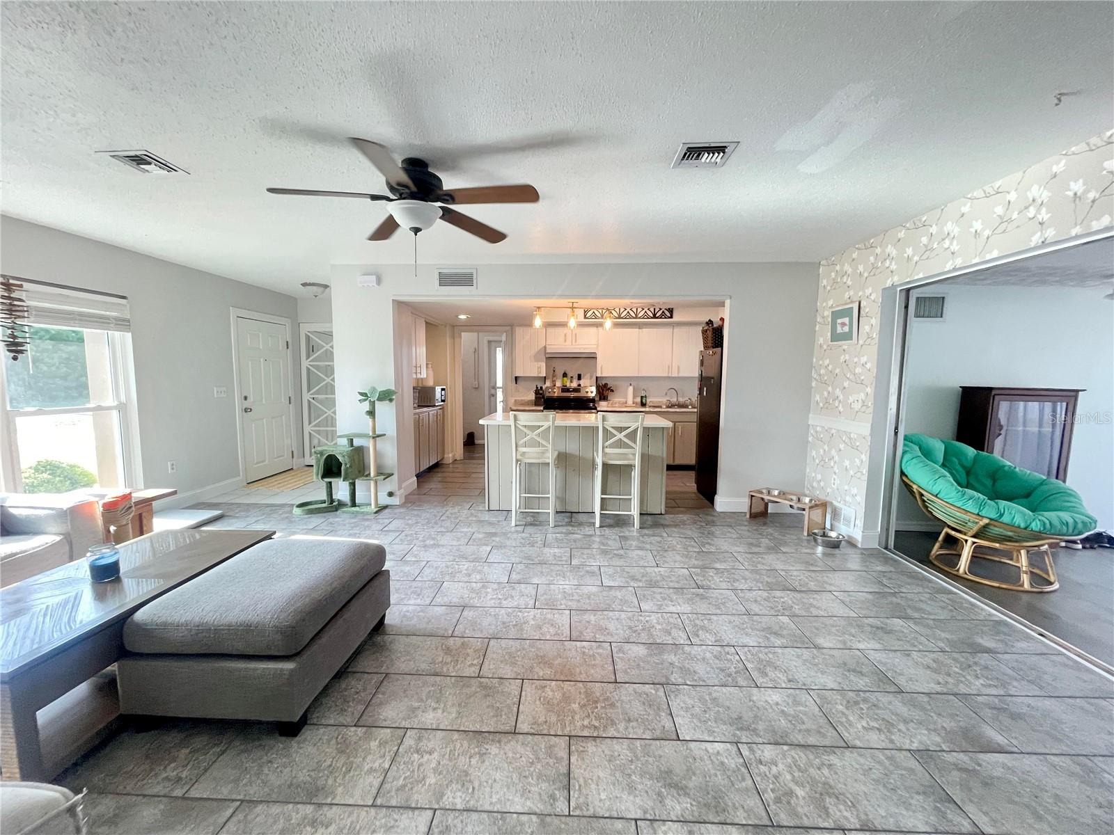 Image 6 of 21 For 3122 Scranton Street