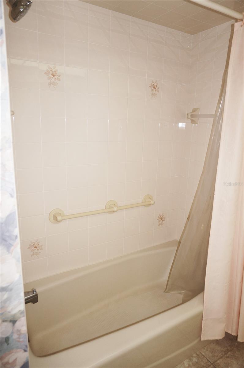 Image 33 of 56 For 3398 Tripoli Boulevard