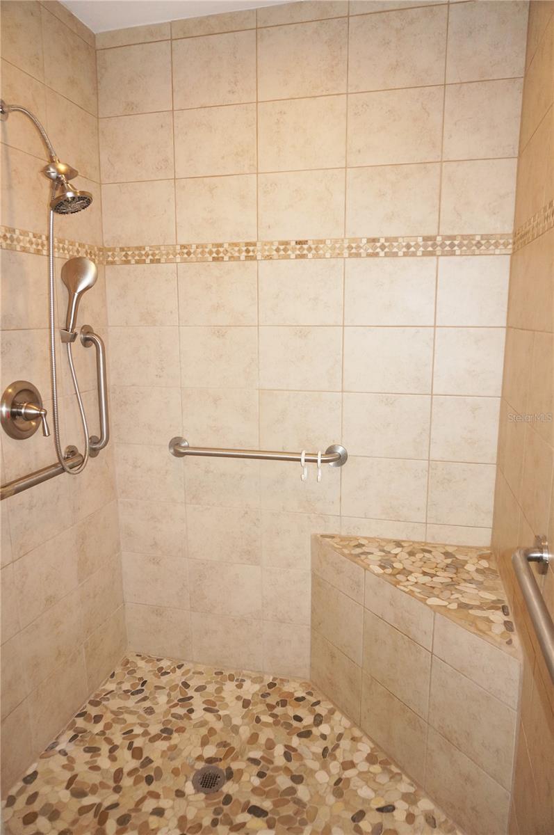 Image 42 of 56 For 3398 Tripoli Boulevard