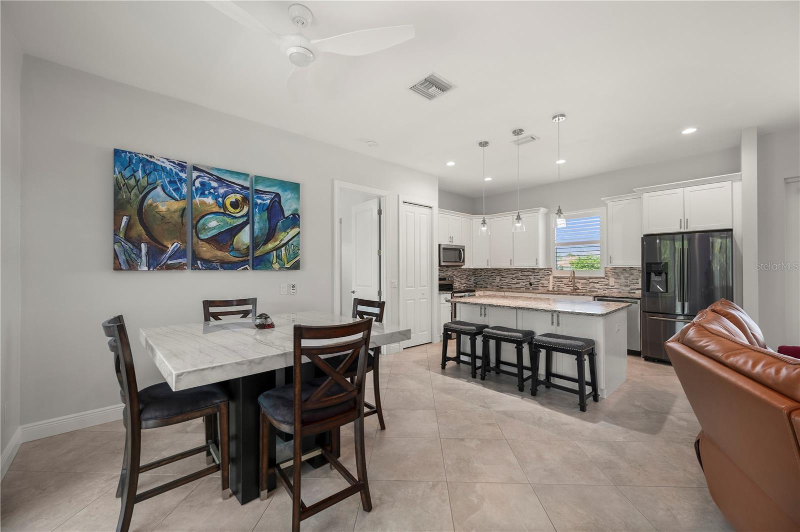 Image 15 of 57 For 3302 Palm Drive