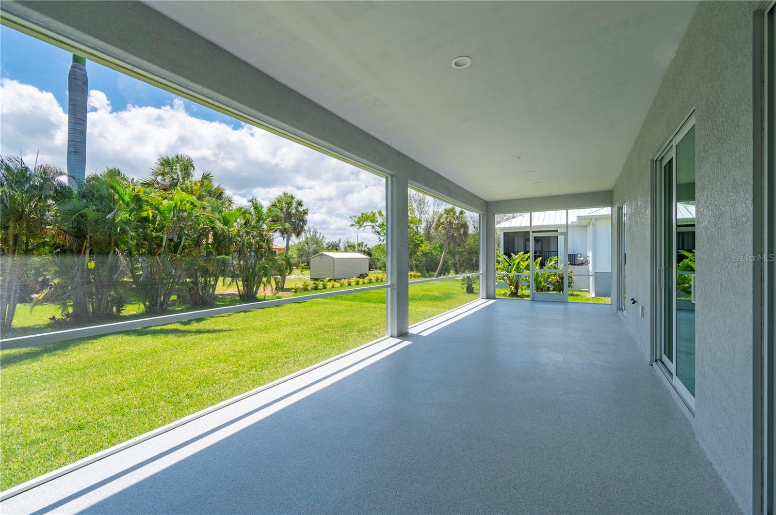 Image 37 of 57 For 3302 Palm Drive