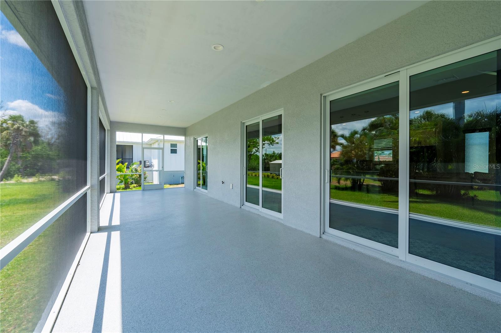 Image 38 of 57 For 3302 Palm Drive