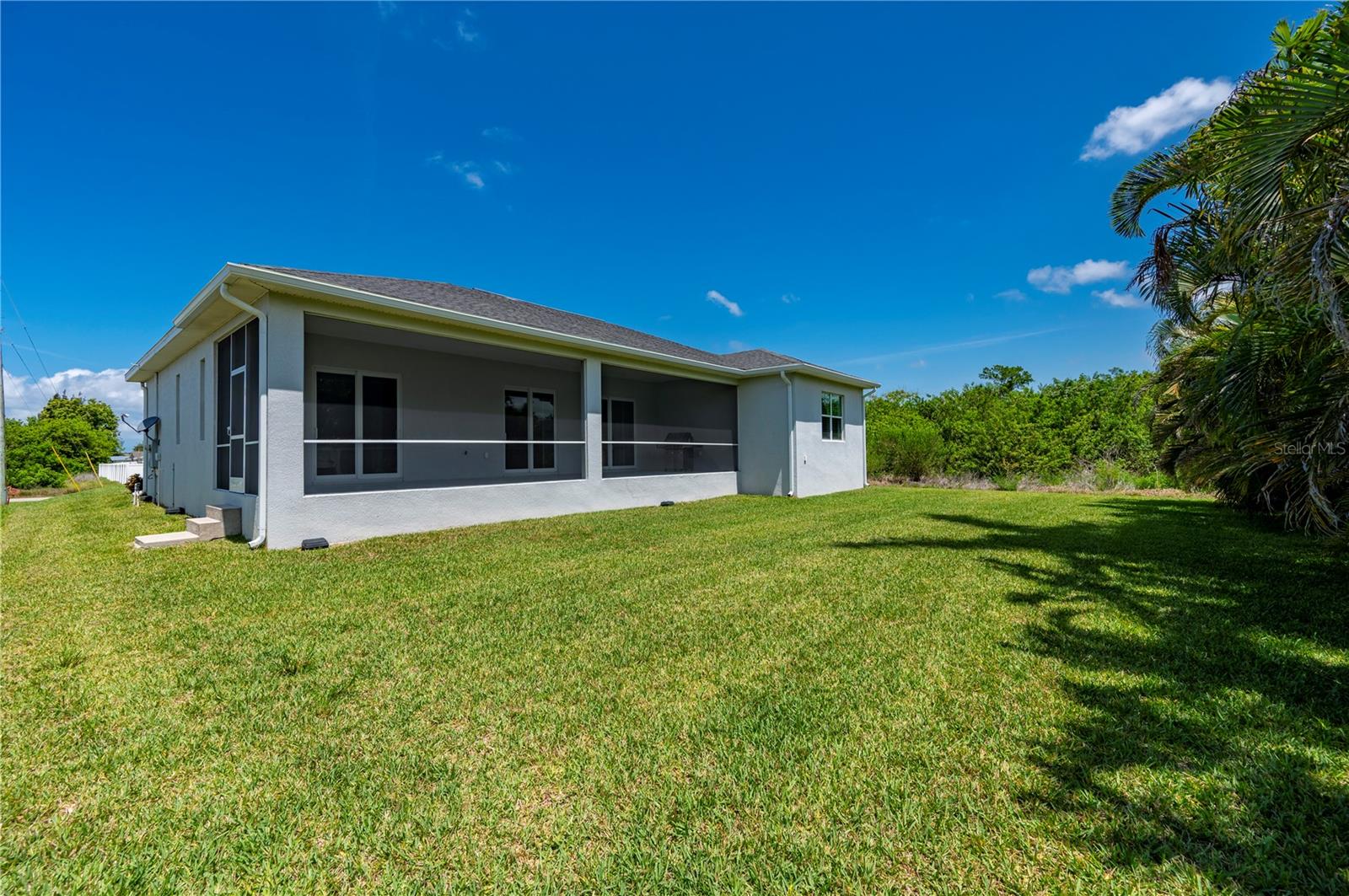 Image 43 of 57 For 3302 Palm Drive