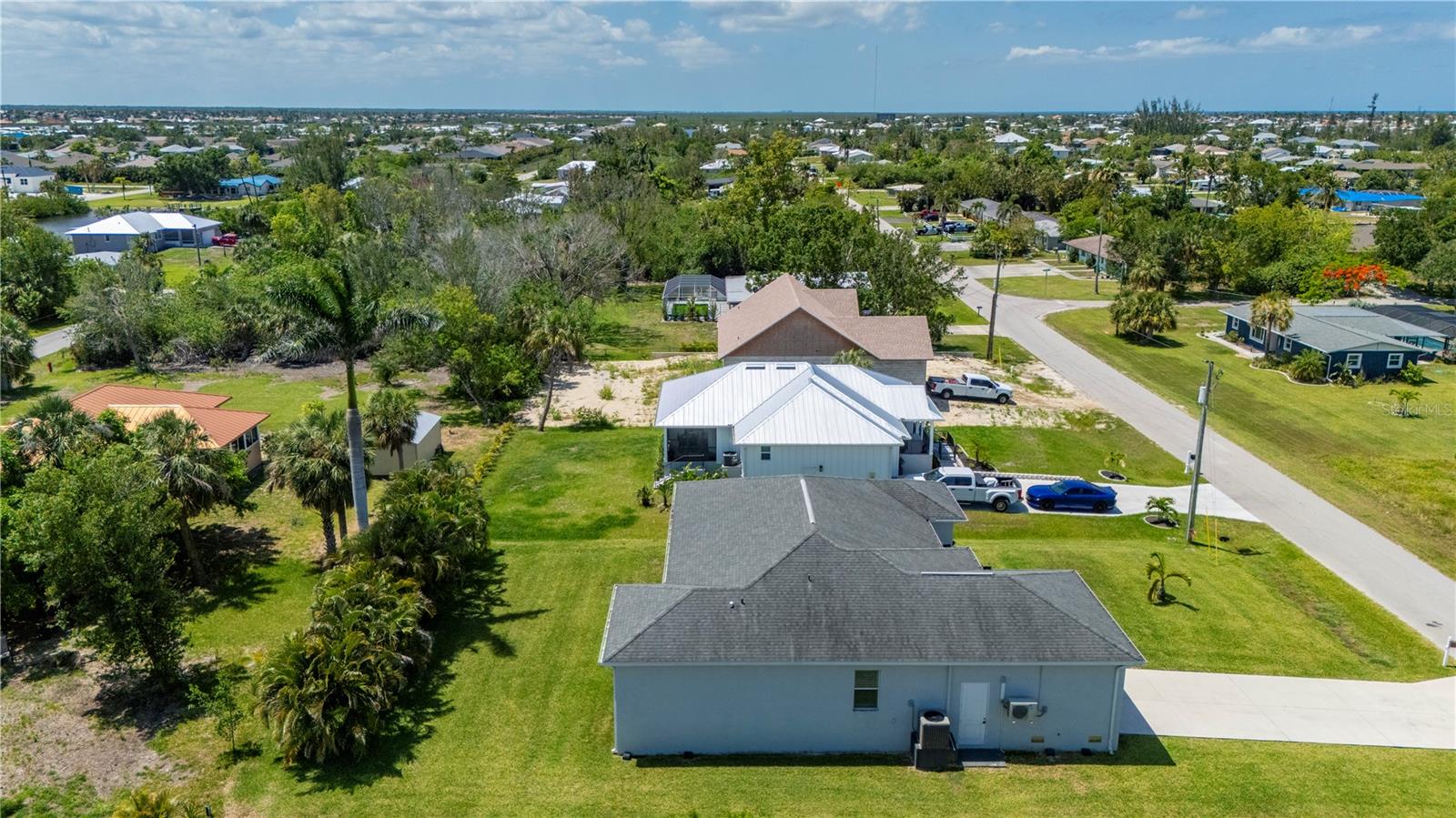 Image 56 of 57 For 3302 Palm Drive