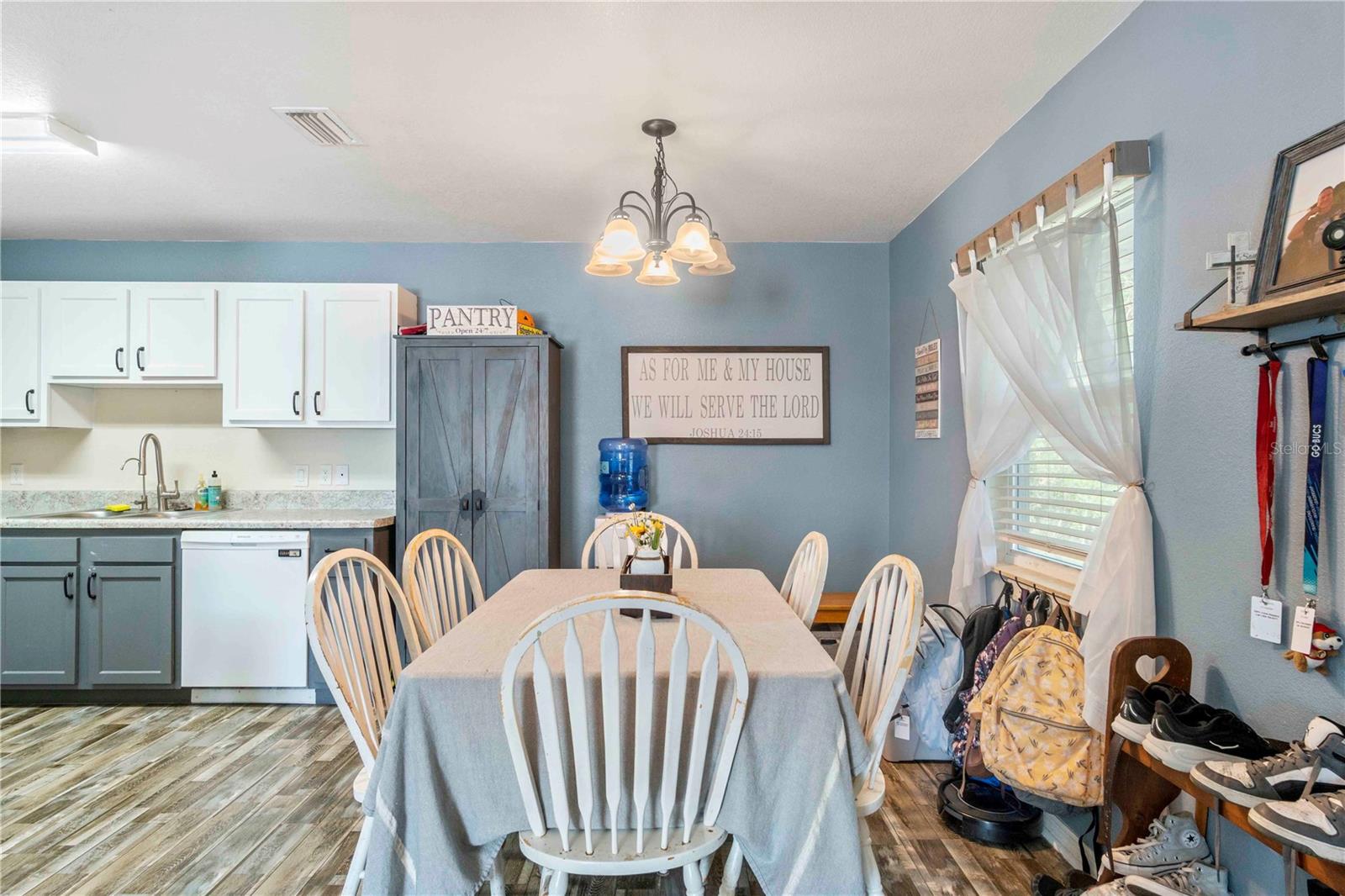 Image 14 of 43 For 4702 Westwood Drive