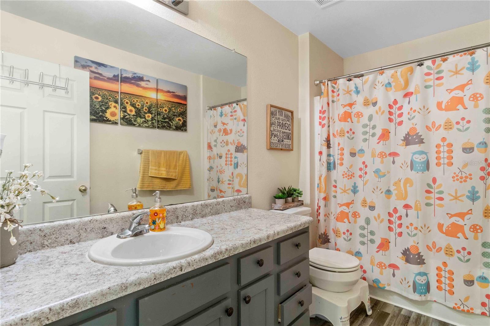 Image 26 of 43 For 4702 Westwood Drive