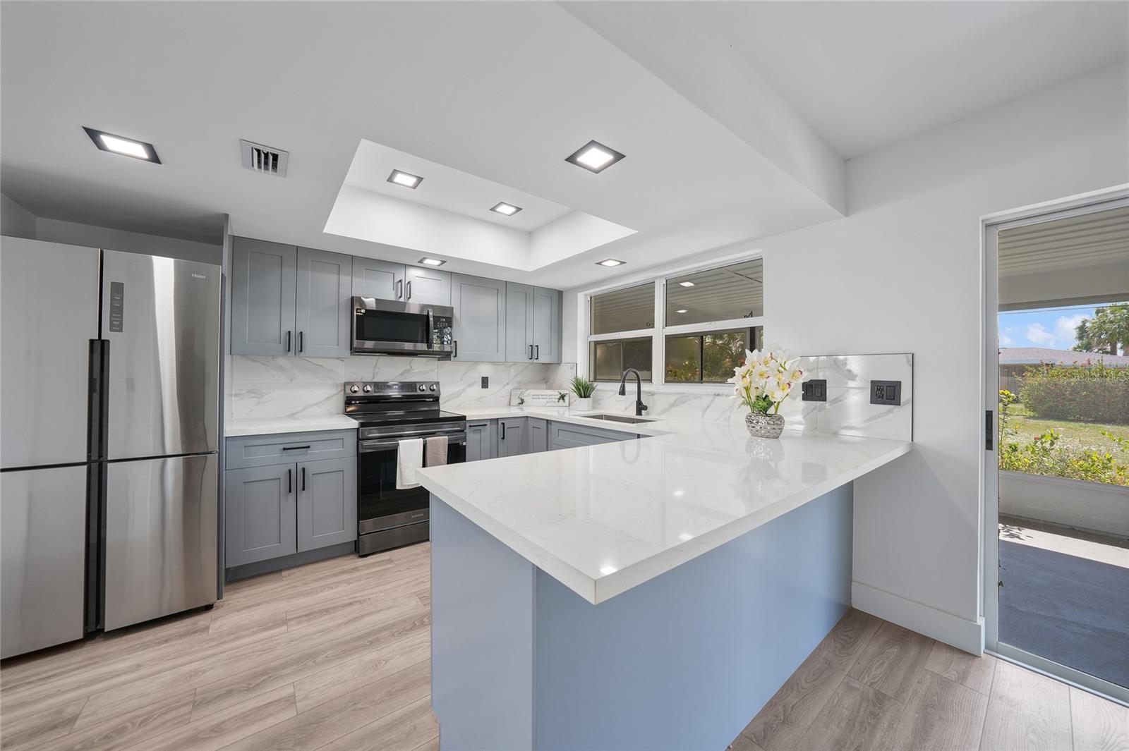Image 10 of 36 For 2166 Beacon Drive