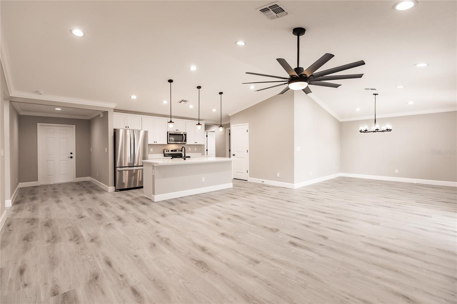 Image 5 of 44 For 16280 Minorca Drive