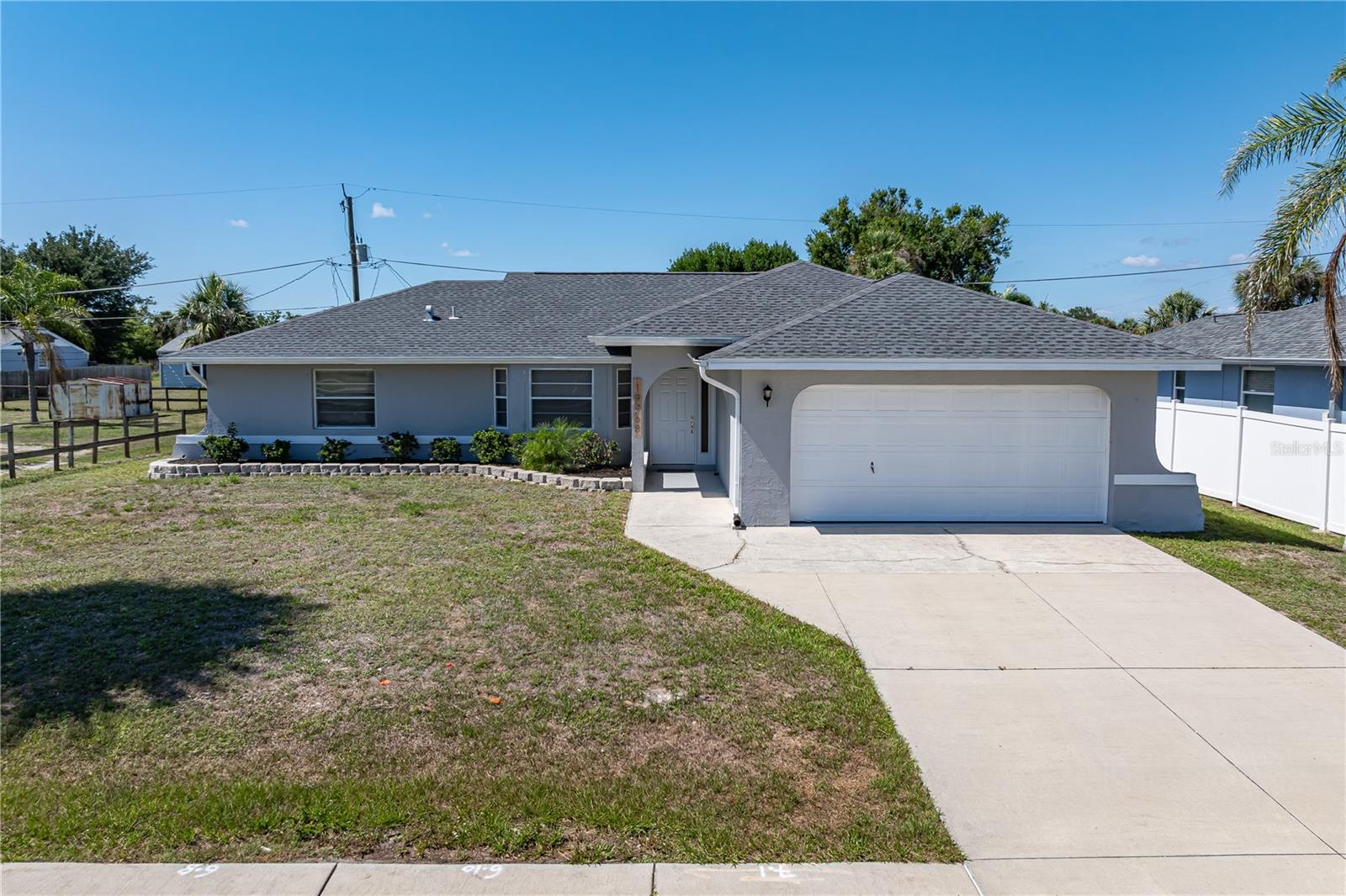 Details for 19468 Edgewater Drive, PORT CHARLOTTE, FL 33948