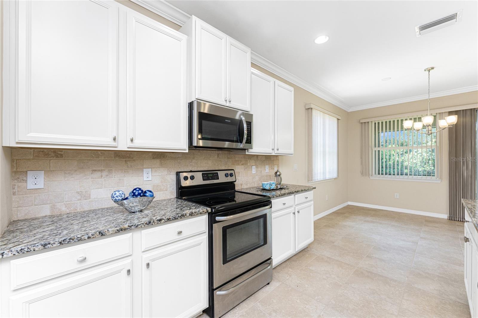 Image 18 of 71 For 11666 Parrotfish Street