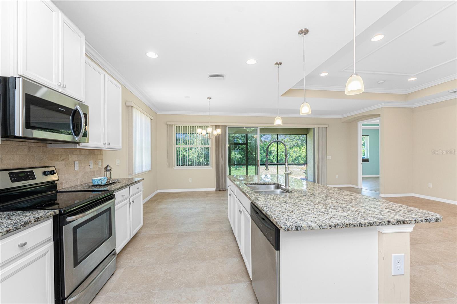 Image 19 of 71 For 11666 Parrotfish Street