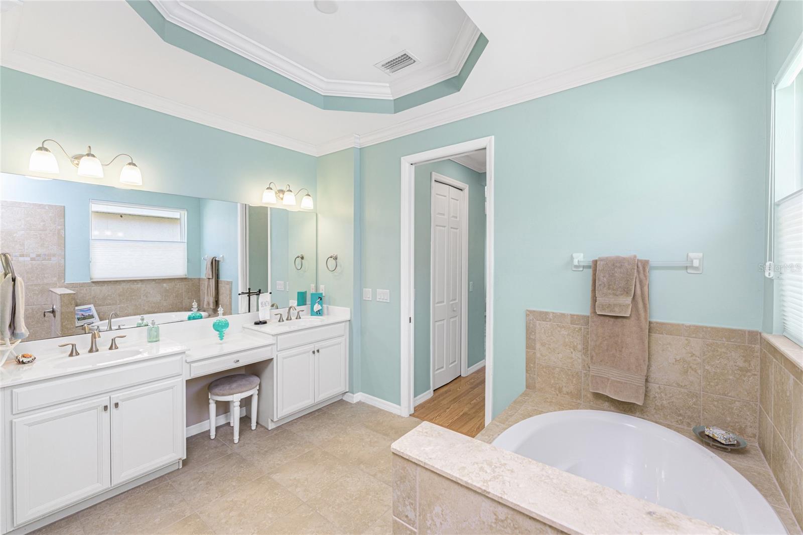 Image 36 of 71 For 11666 Parrotfish Street