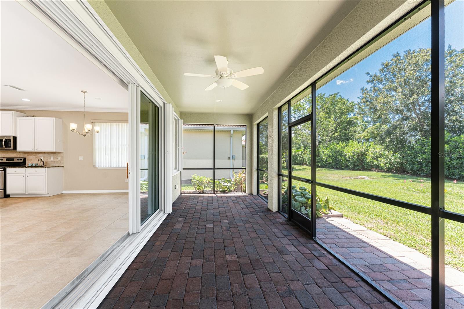 Image 39 of 71 For 11666 Parrotfish Street