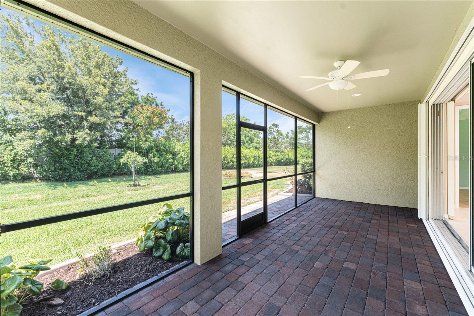 Image 40 of 71 For 11666 Parrotfish Street