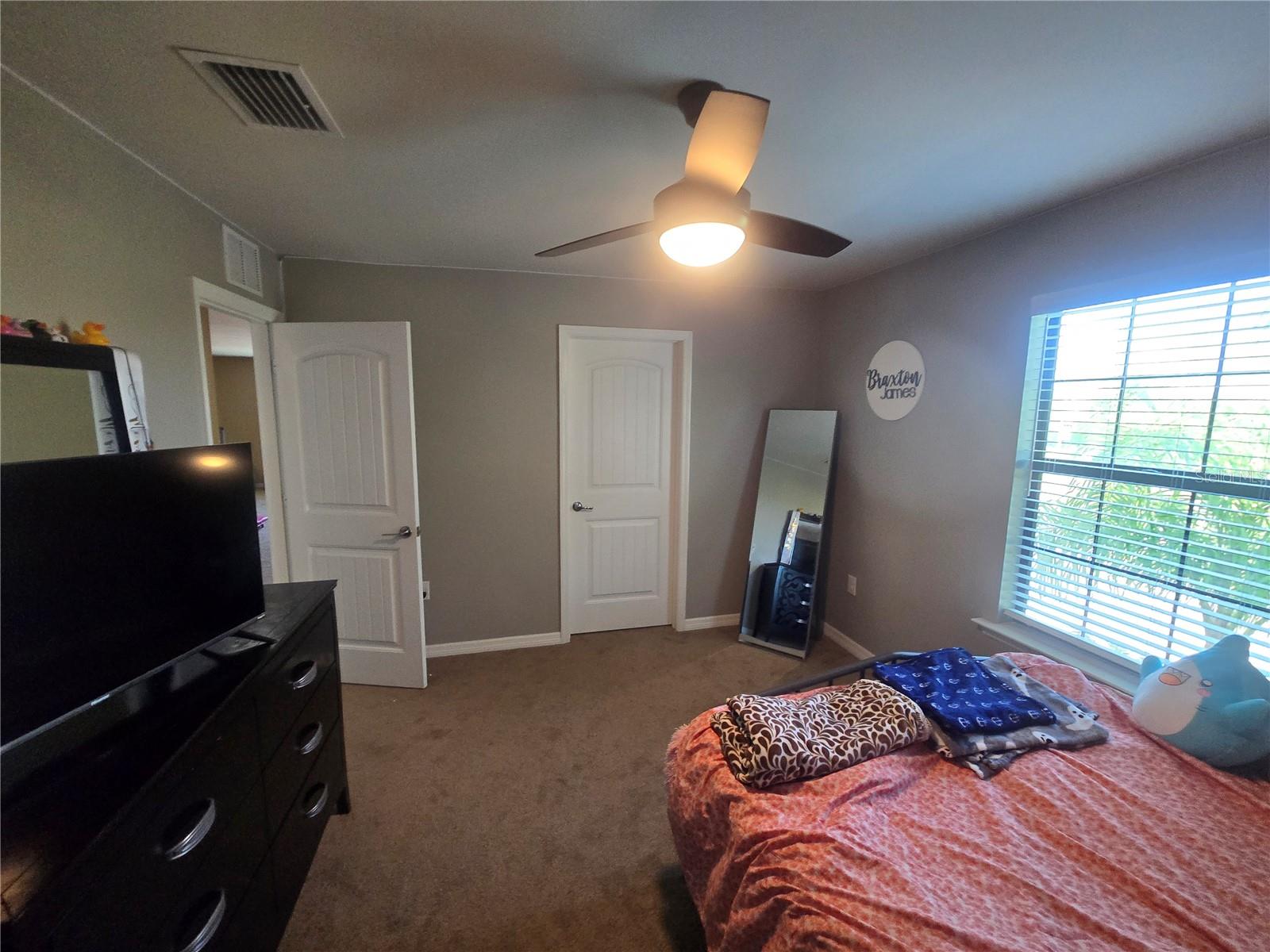 Image 27 of 39 For 2739 Sherman Oak Drive